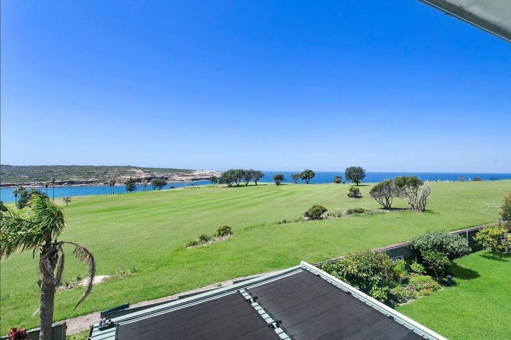 Beachside Seaview House With Private Pool *