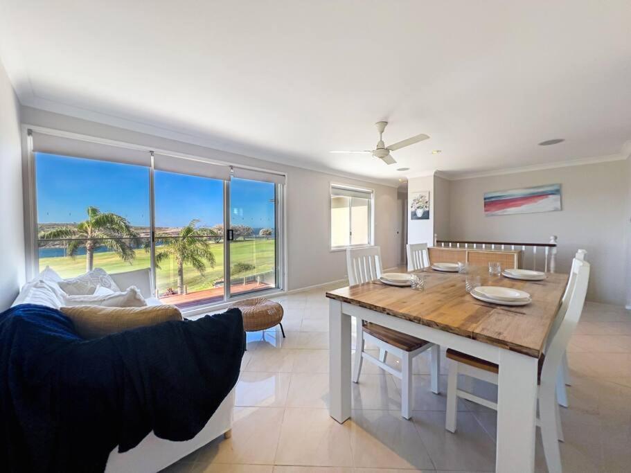 Beachside Seaview House With Private Pool * Sydney