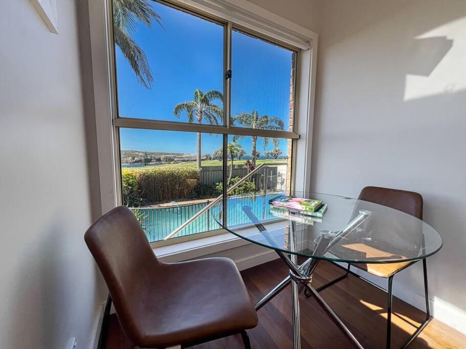 Beachside Seaview House With Private Pool *