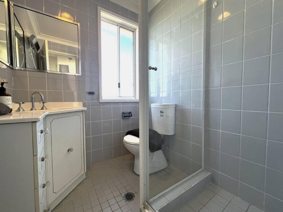 Holiday home Beachside Seaview House With Private Pool Sydney